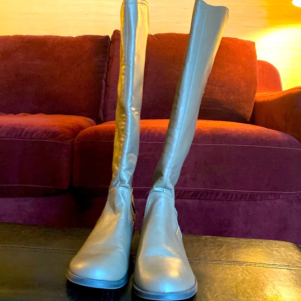 No Name Brand Boots